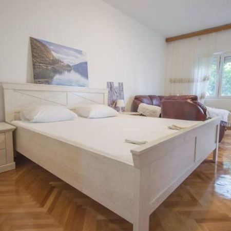 Ranko Apartments Рисан Экстерьер фото